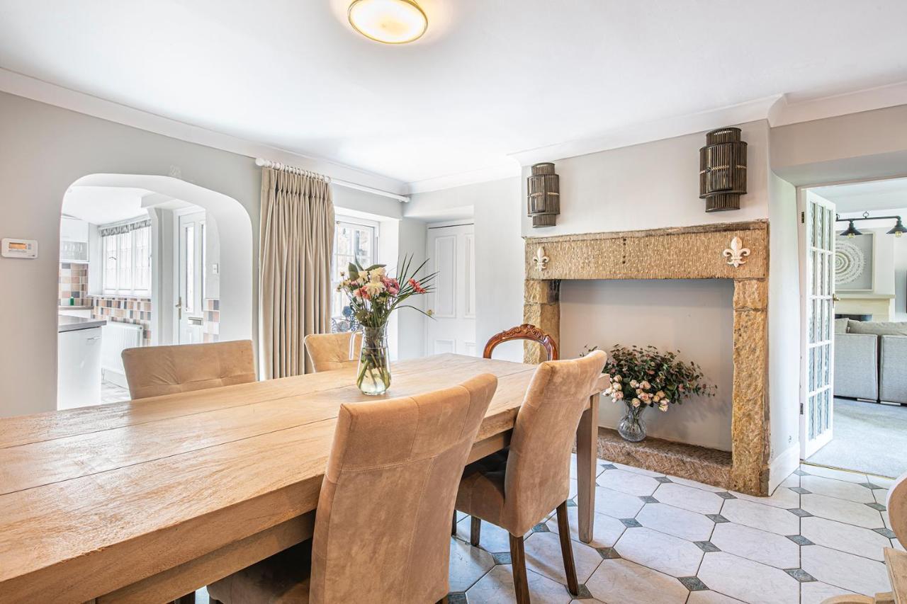 The Belle - A Lovingly Converted Grade II Listed Home From Home In Bakewell Extérieur photo