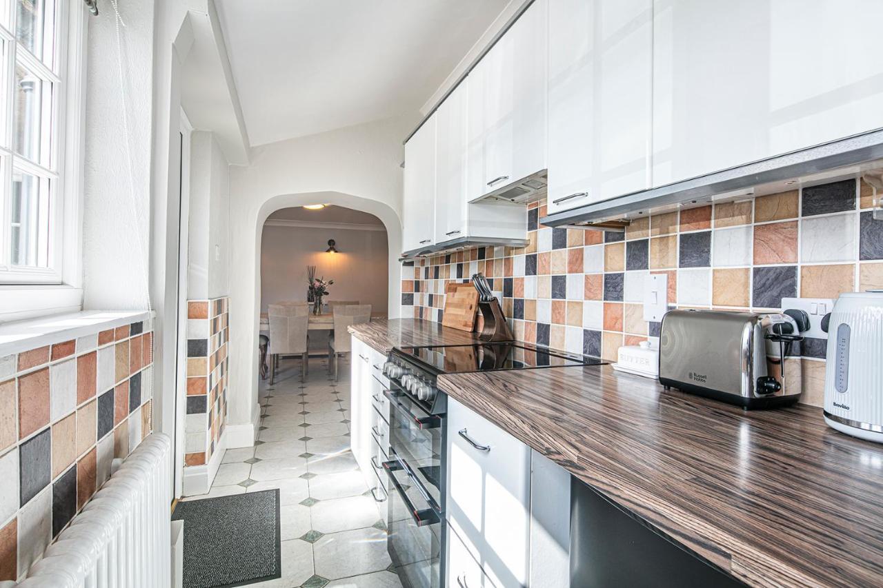 The Belle - A Lovingly Converted Grade II Listed Home From Home In Bakewell Extérieur photo